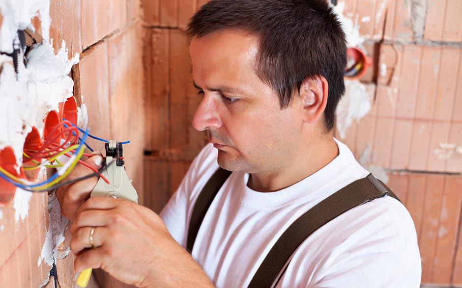 recherche travail électricien bâtiment Colombes